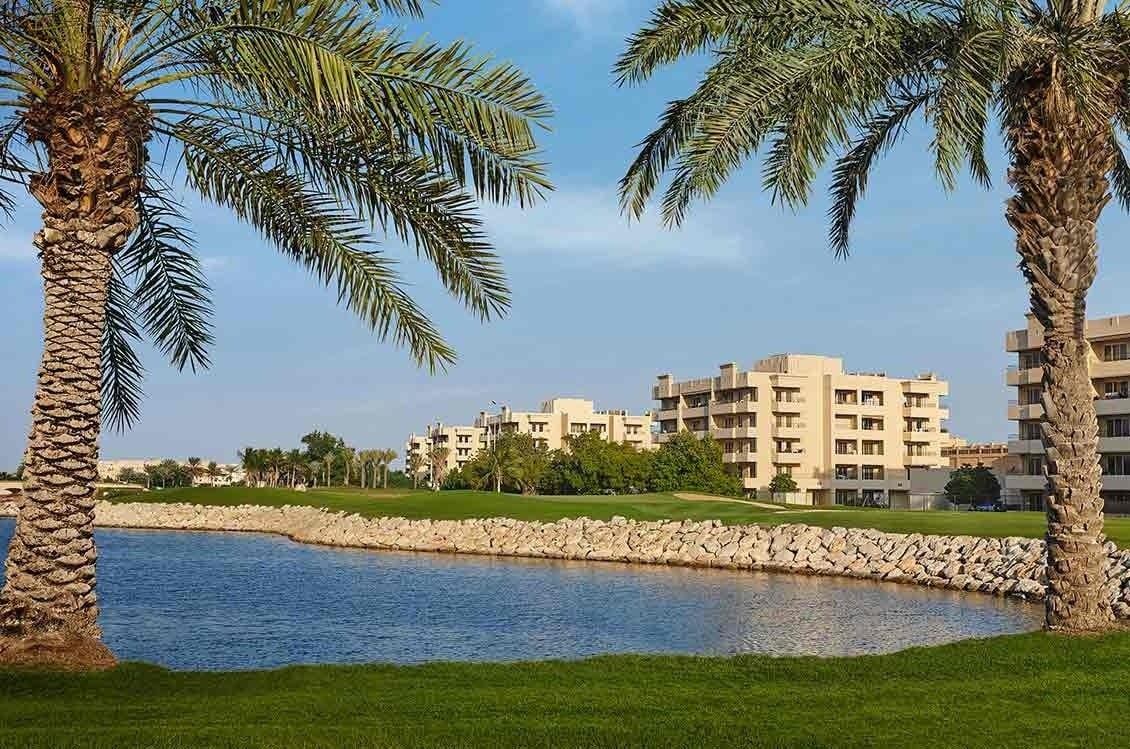 Golf Apartments by Al Hamra Real Estate Developer, Al Jazeera Al Hamra. Render supplied by developer.