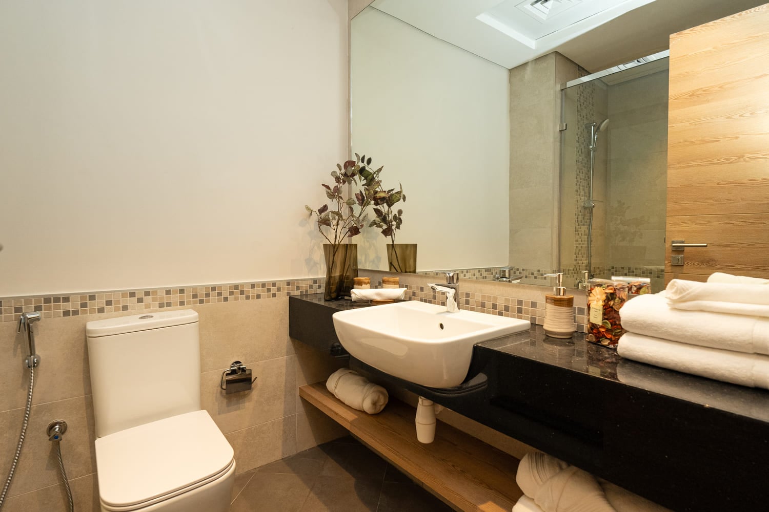 Eleganz by Danube, image 34 of 48. Render supplied by developer.