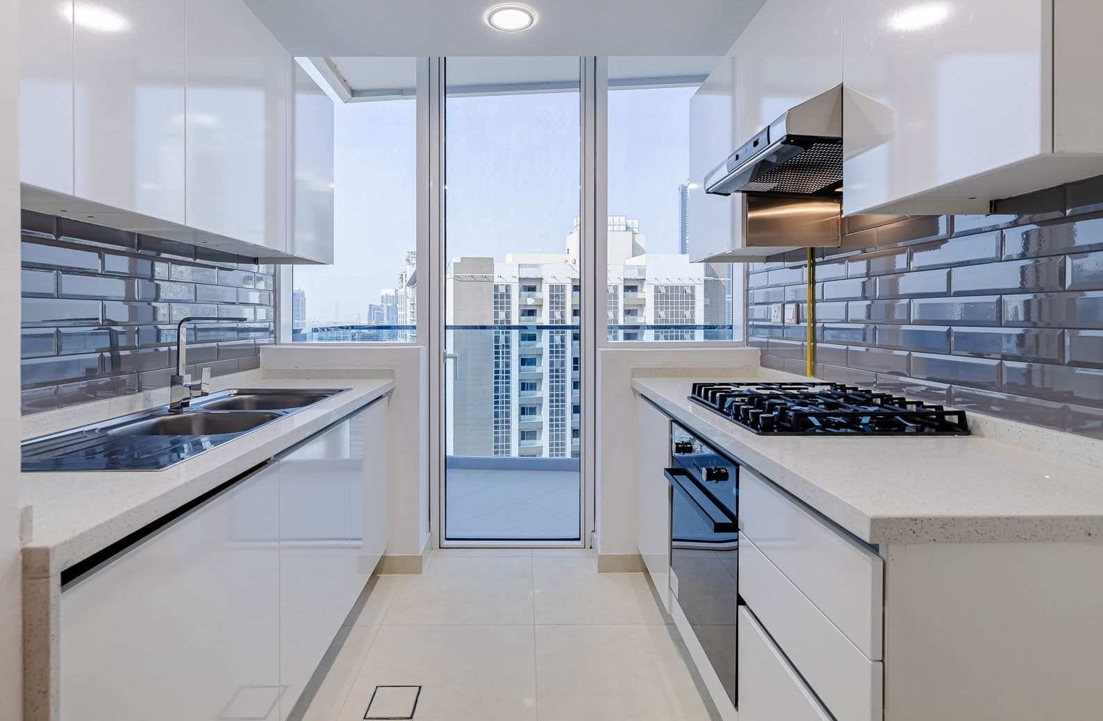 The Waves Business Bay by KASCO Developments, image 4 of 11. Render supplied by developer.