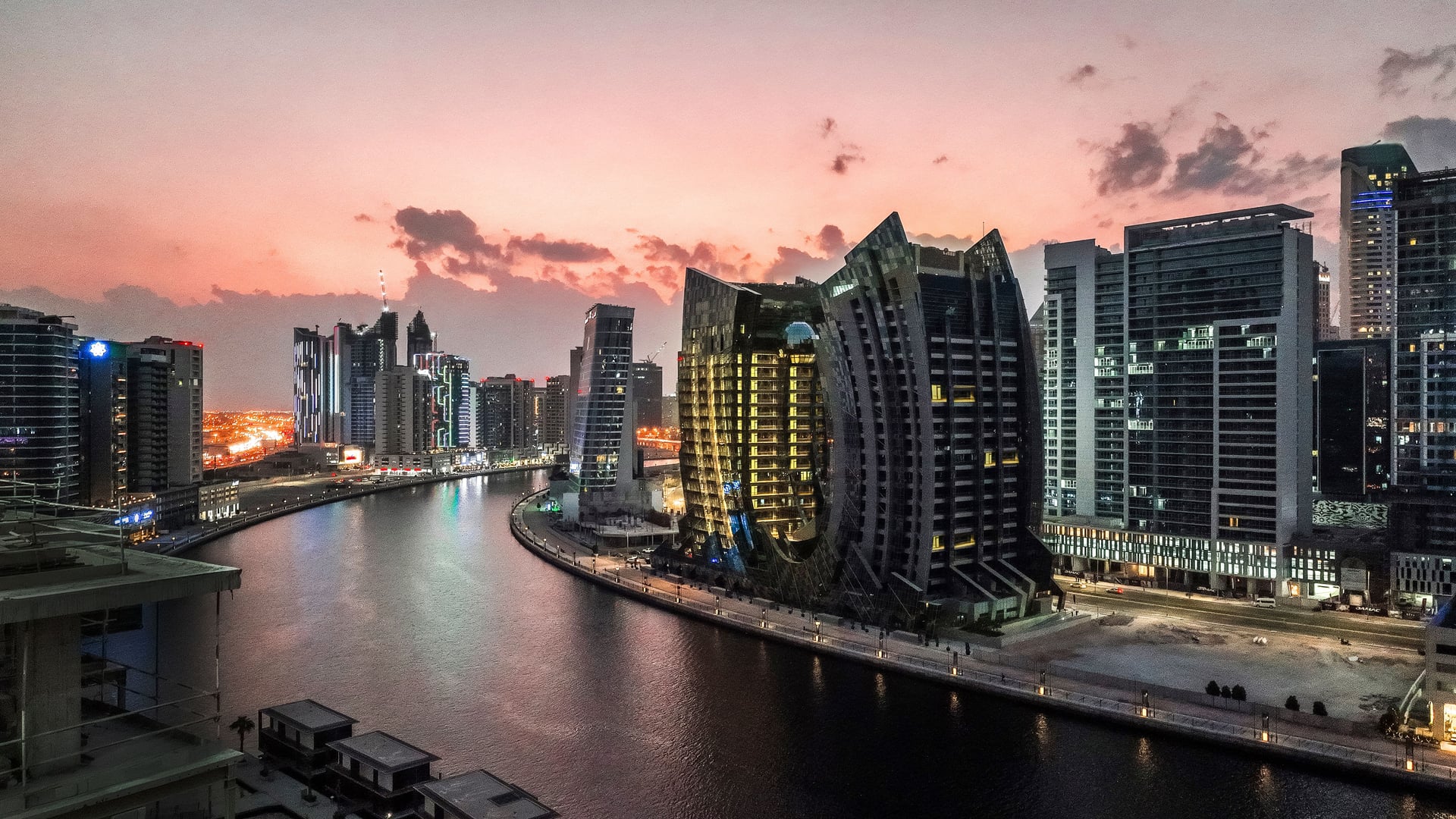 DaVinci by Dar Global, image 7 of 18. Render supplied by developer.