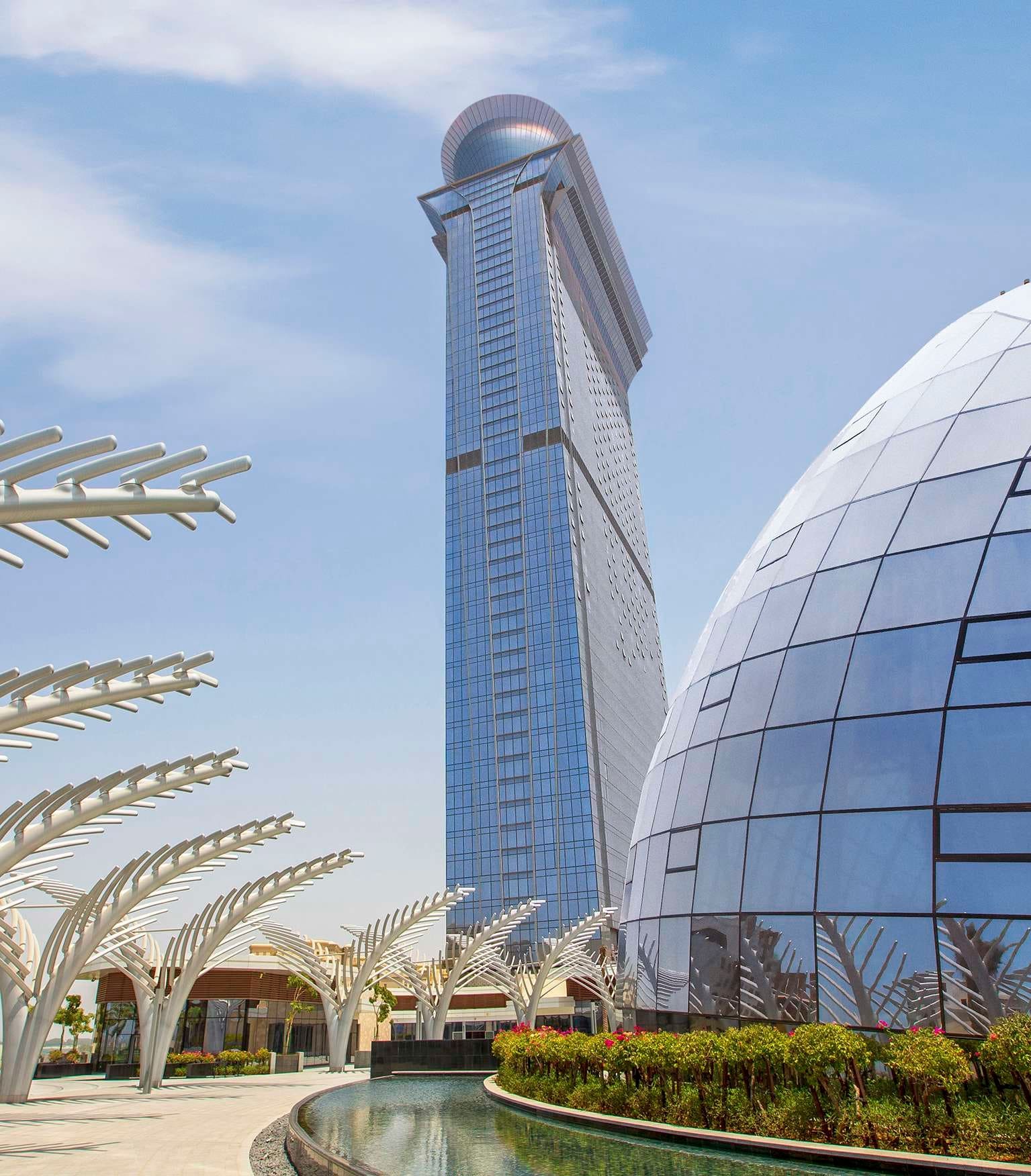 The Palm Tower by Nakheel, image 1 of 9. Render supplied by developer.