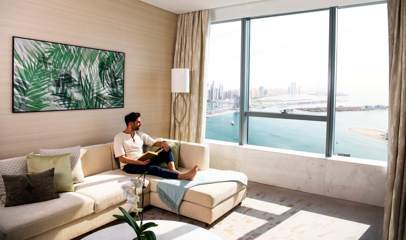 The Palm Tower by Nakheel, image 7 of 9. Render supplied by developer.