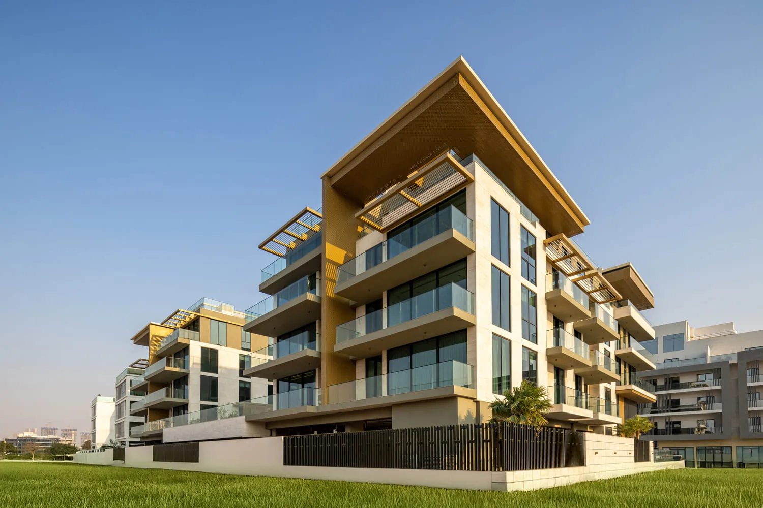 Flamingo LUX by Eminent Real Estate Development, image 4 of 15. Render supplied by developer.