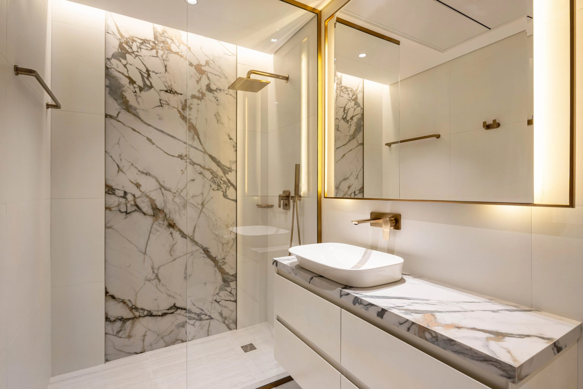 Flamingo LUX by Eminent Real Estate Development, image 9 of 15. Render supplied by developer.
